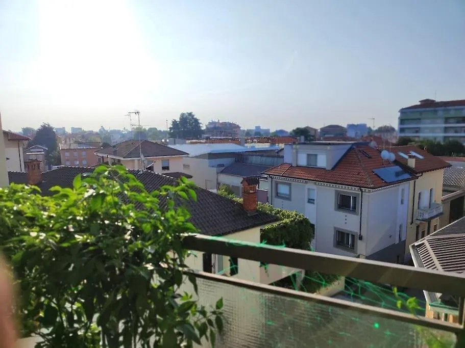 Faristha House Share Apertamente Apartment Abbiategrasso