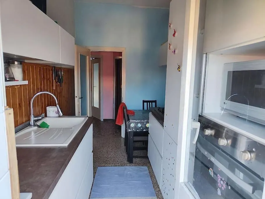 Faristha House Share Apertamente Apartment Abbiategrasso